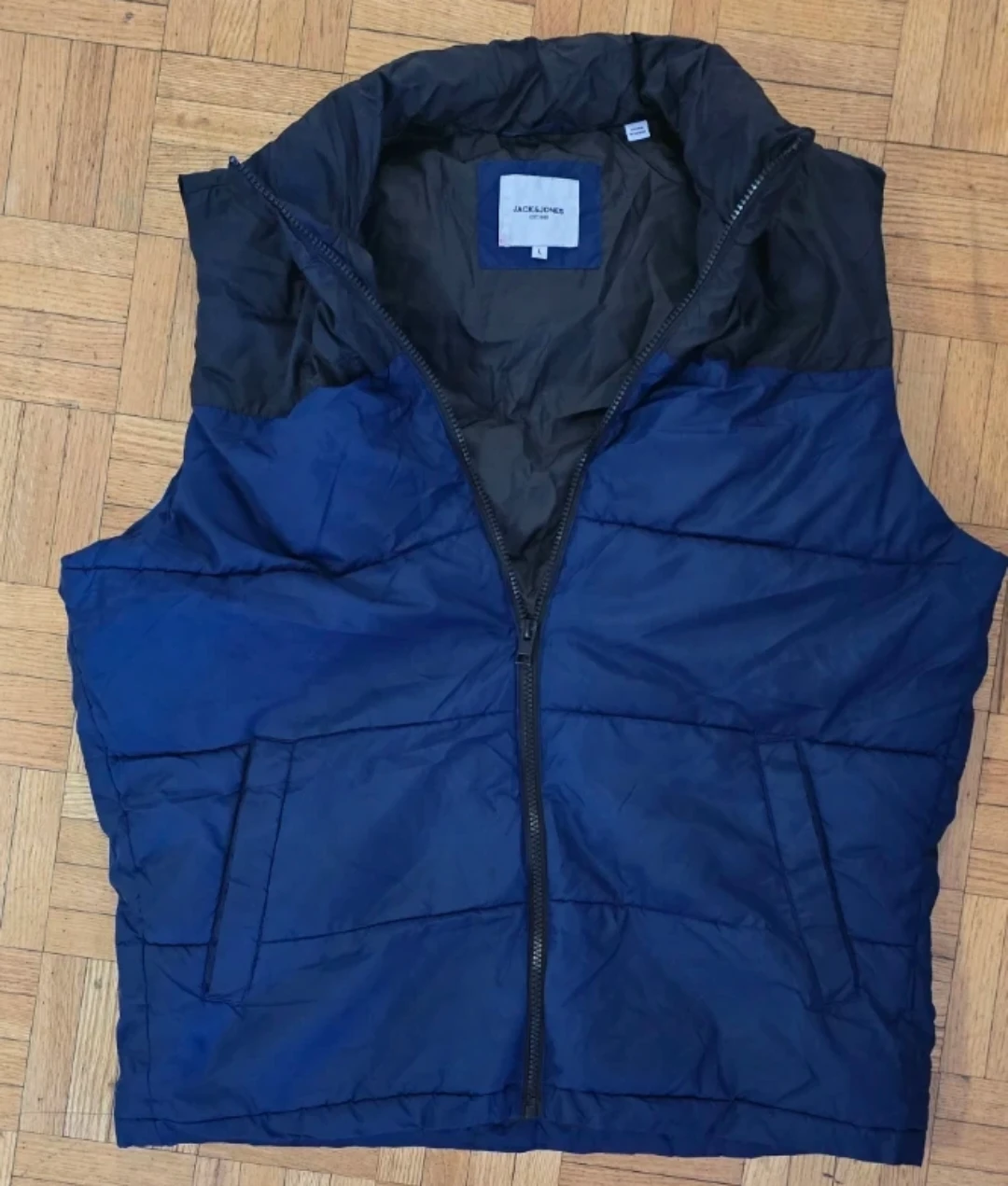 Jack & Jones puffer vest, large