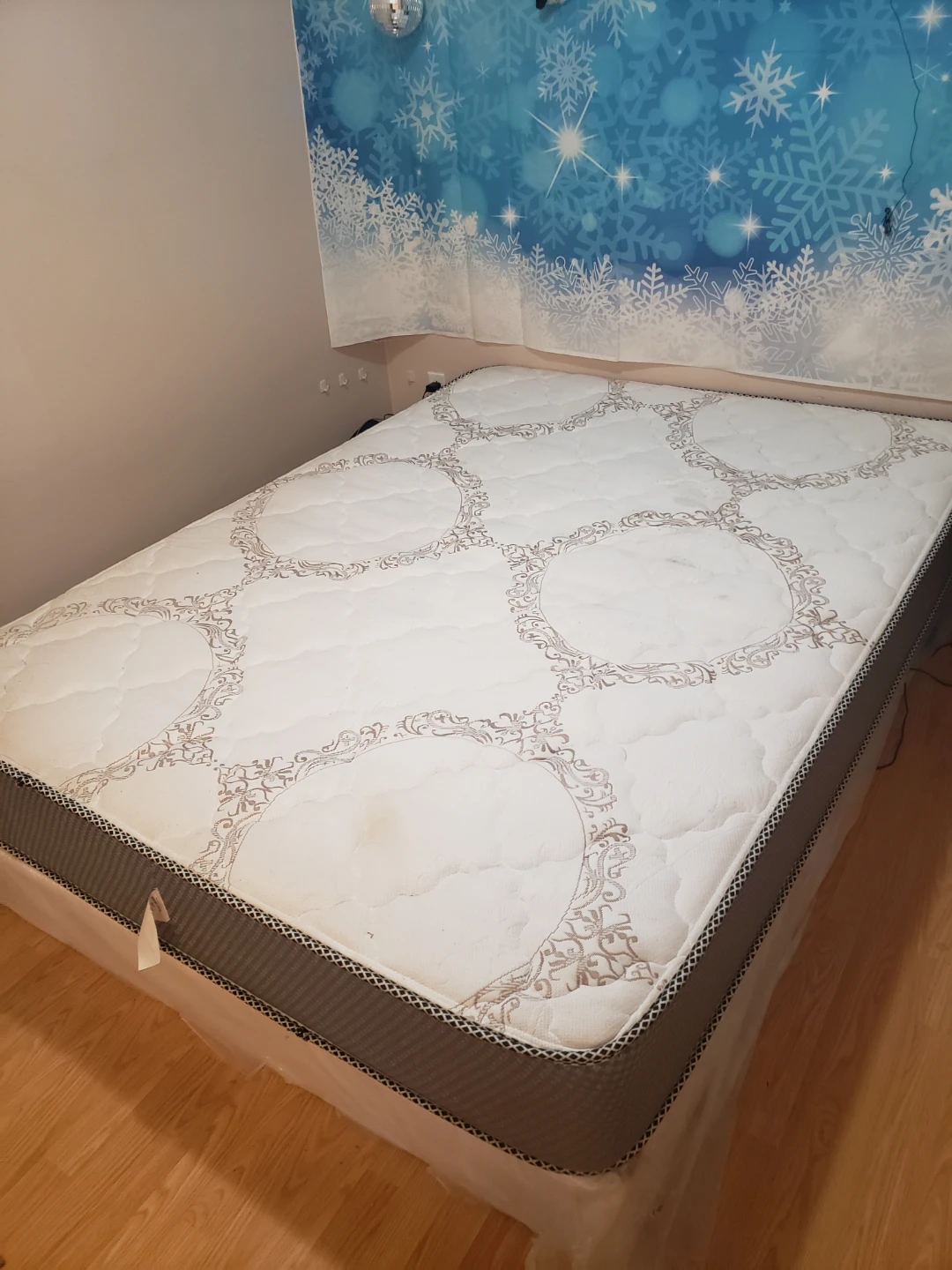 Both Extra Firm Flippable Queen Mattress and box spring