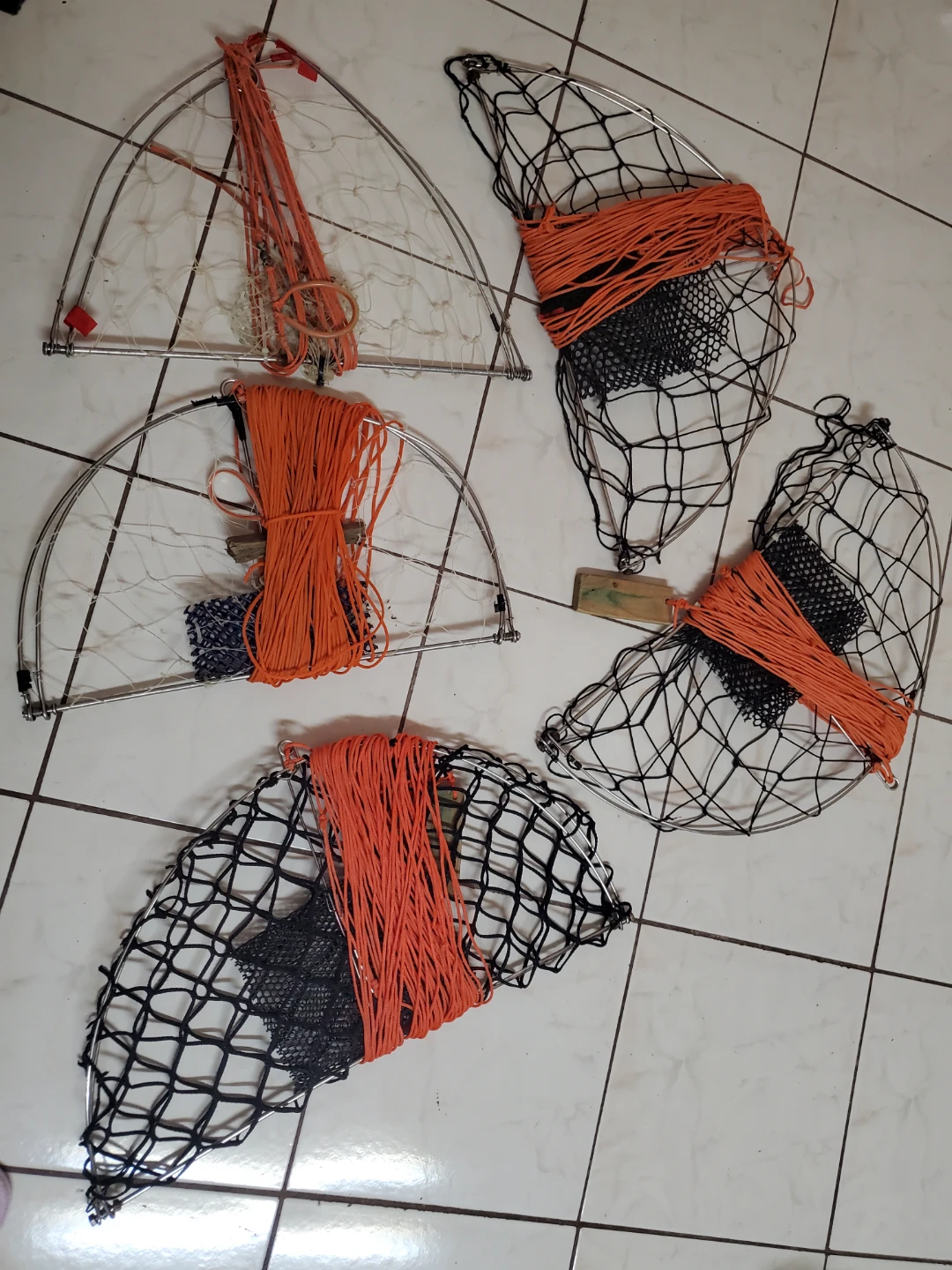 Set of 5 Crab Traps - photo 3