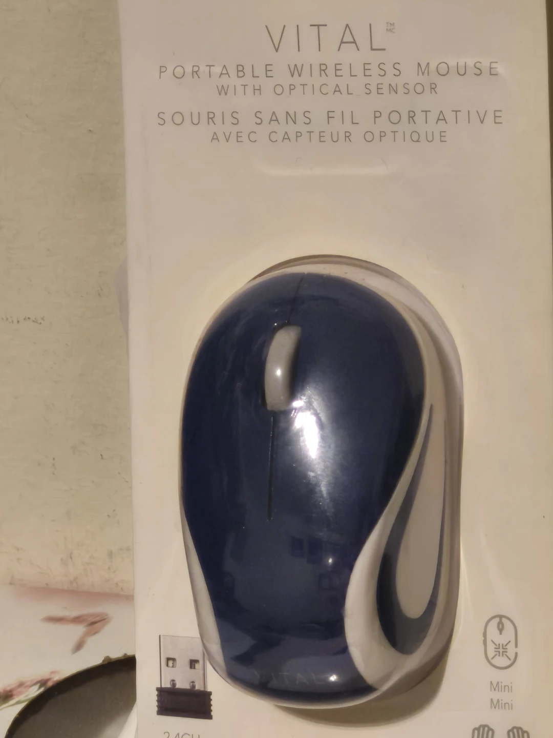 BNIB)Portable Wireless Optical Mouse