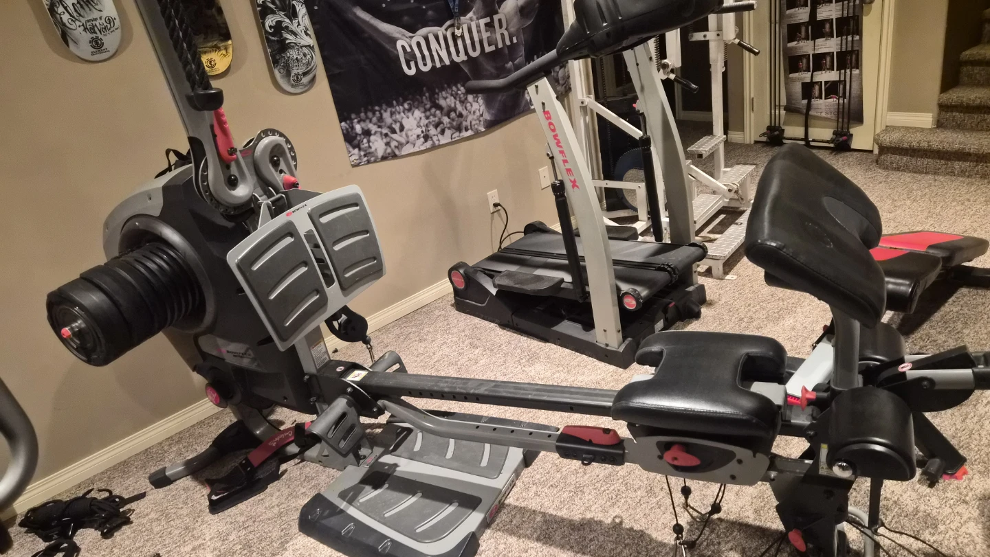 2 Bowflex Revolution package - photo 2