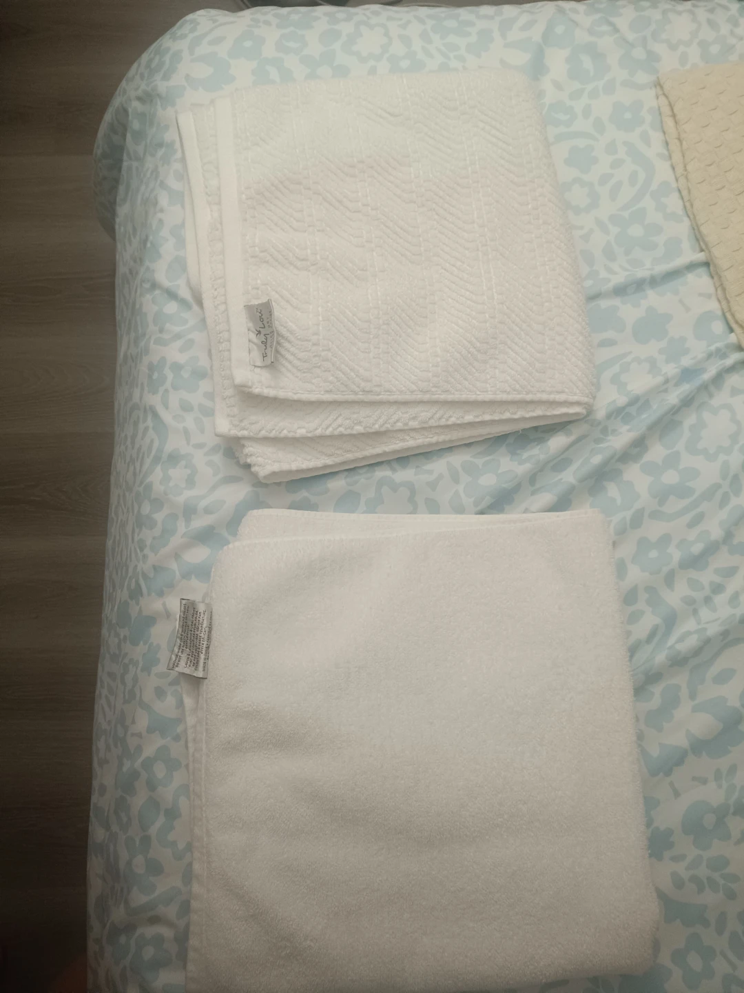 2 Truly Soft White Towels