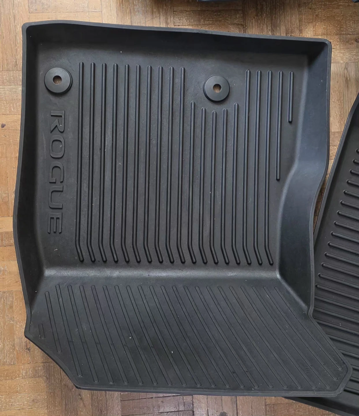 Original Nissan Rogue OEM All-Weather Floor Mats | Like New - photo 4