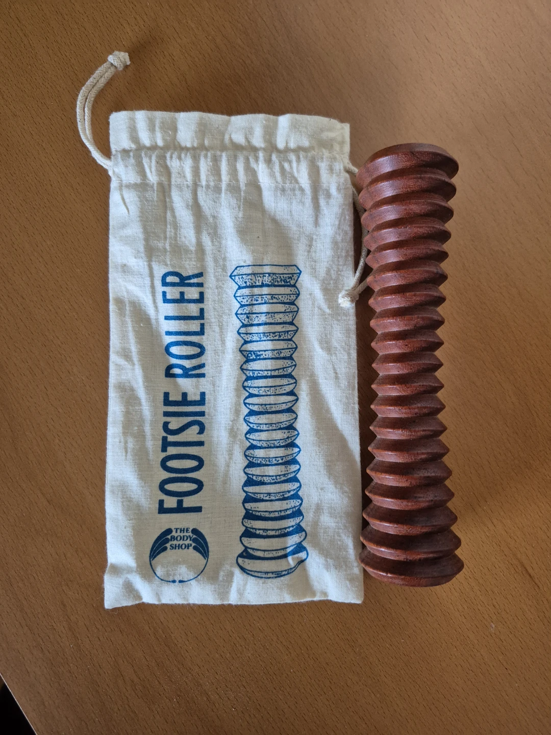 Foot Roller / Massager : Wood : NEW : Body Shop - photo 2
