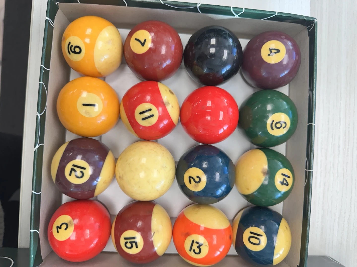 Mr Billiard Pool Balls and Snooker Balls