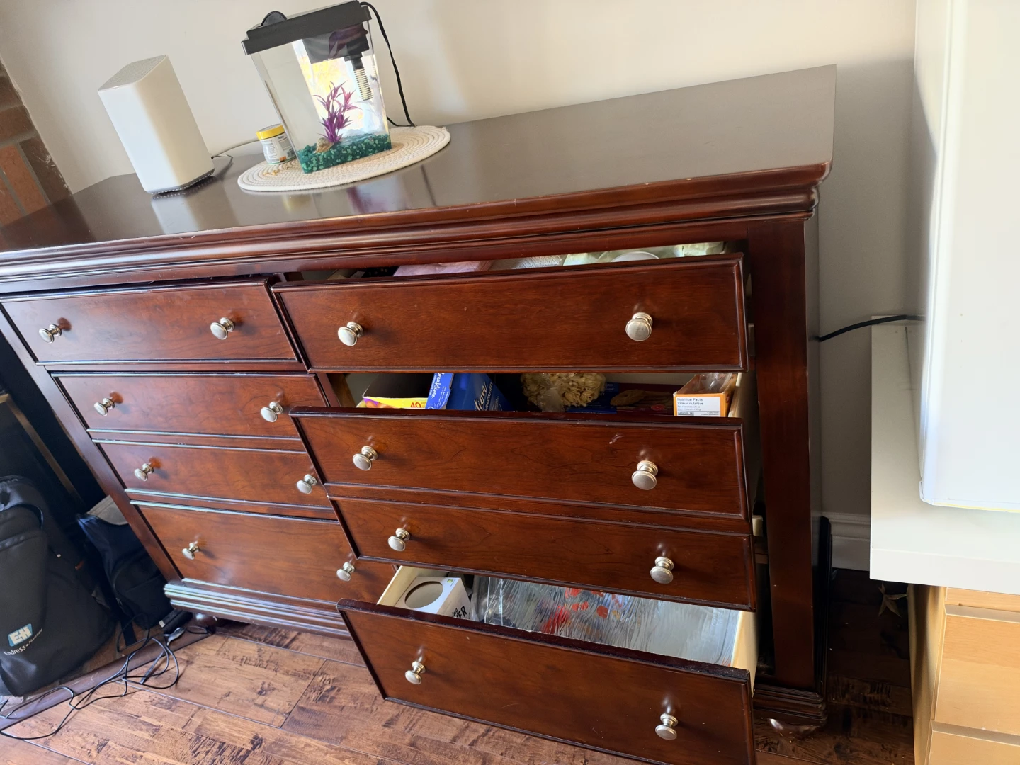 Large Wooden Dresser with 8 Drawers - photo 2