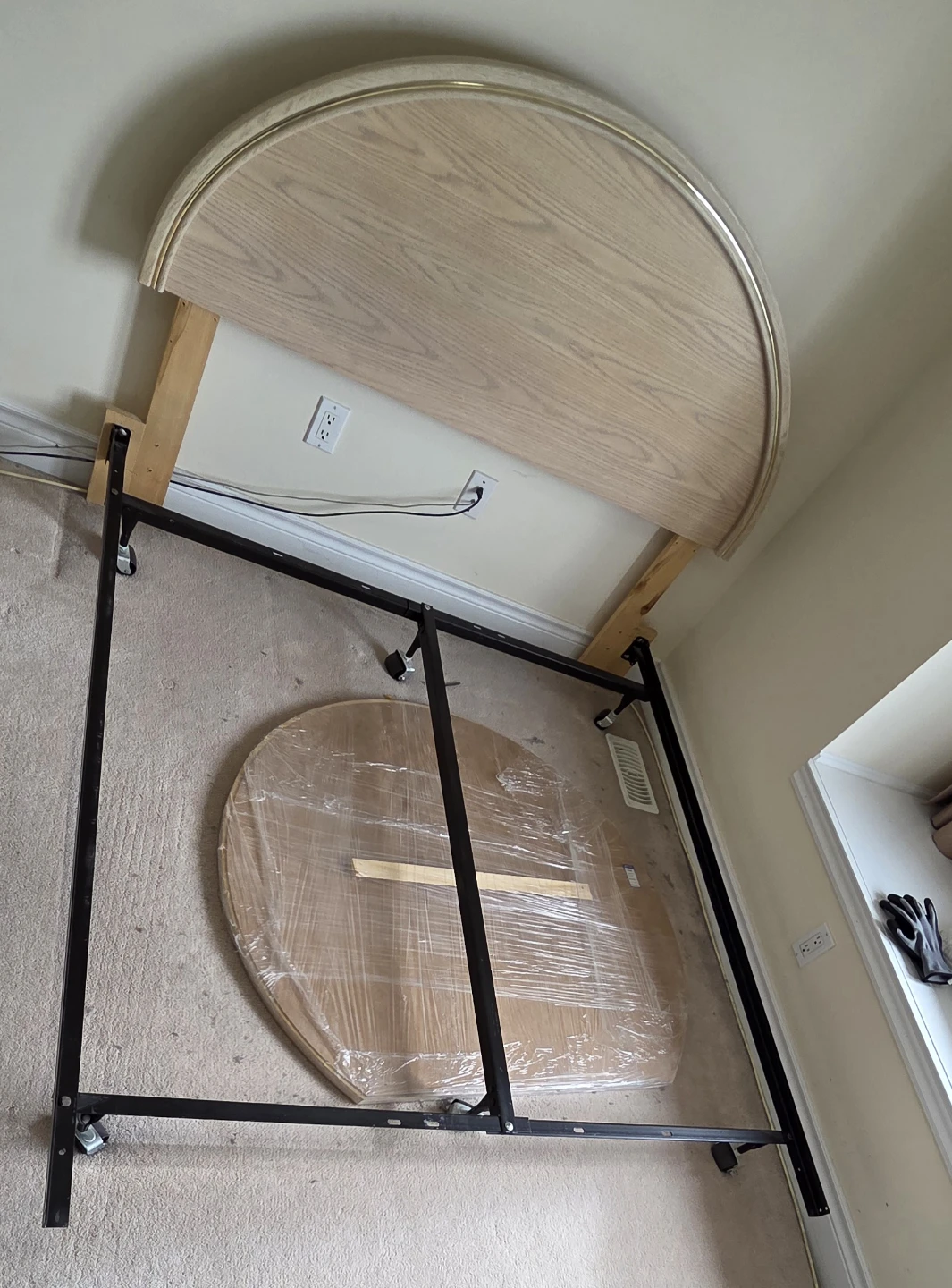 Adjustable Bedframe - Queen/Full Size