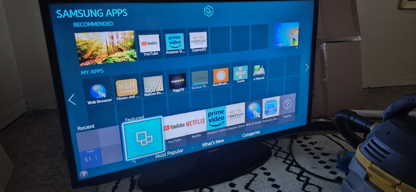 Samsung  40"Smart TV with Google Chromecast 4k - photo 4