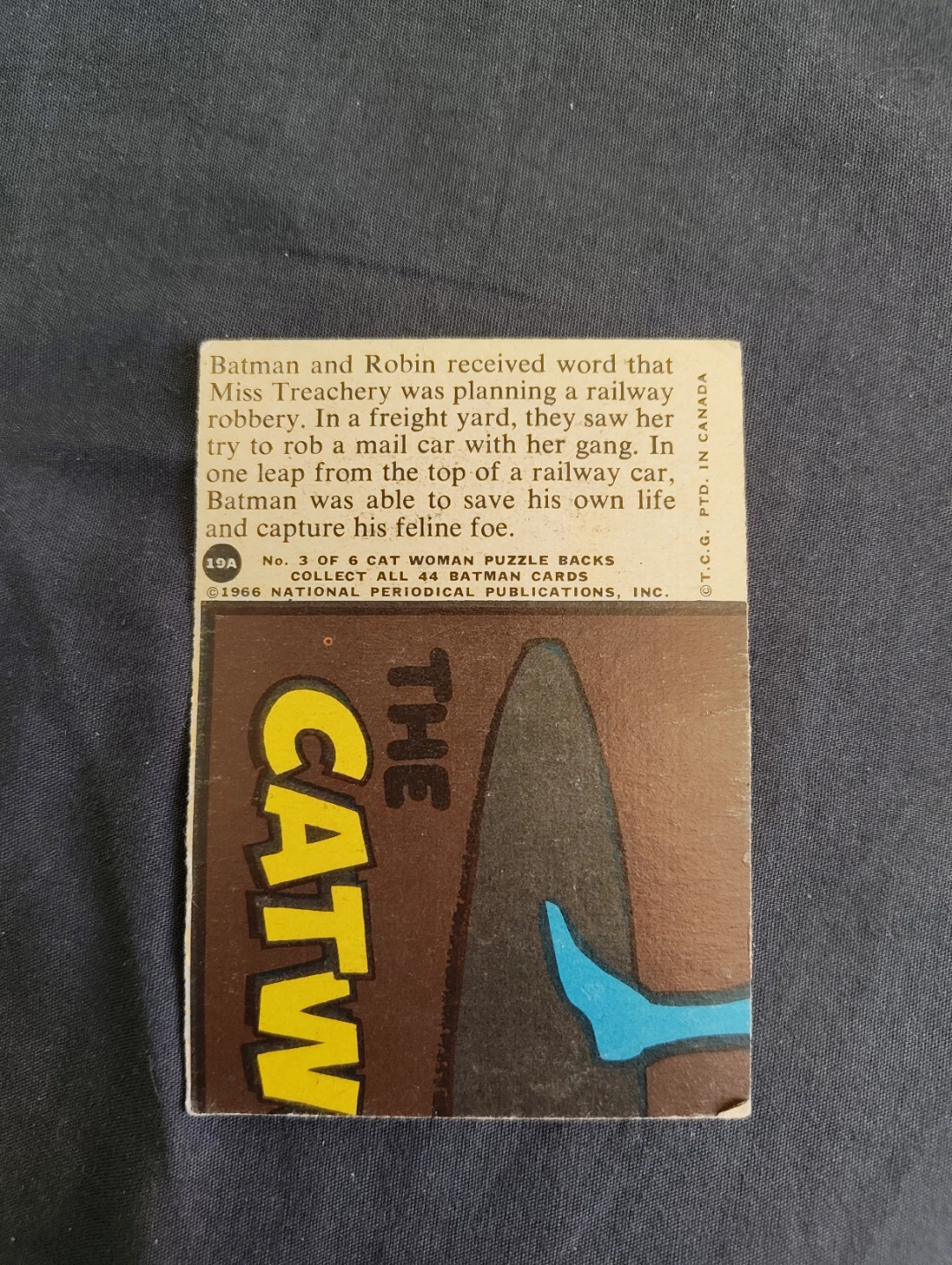 Batman 1966 Leap For Life collectible card - photo 2