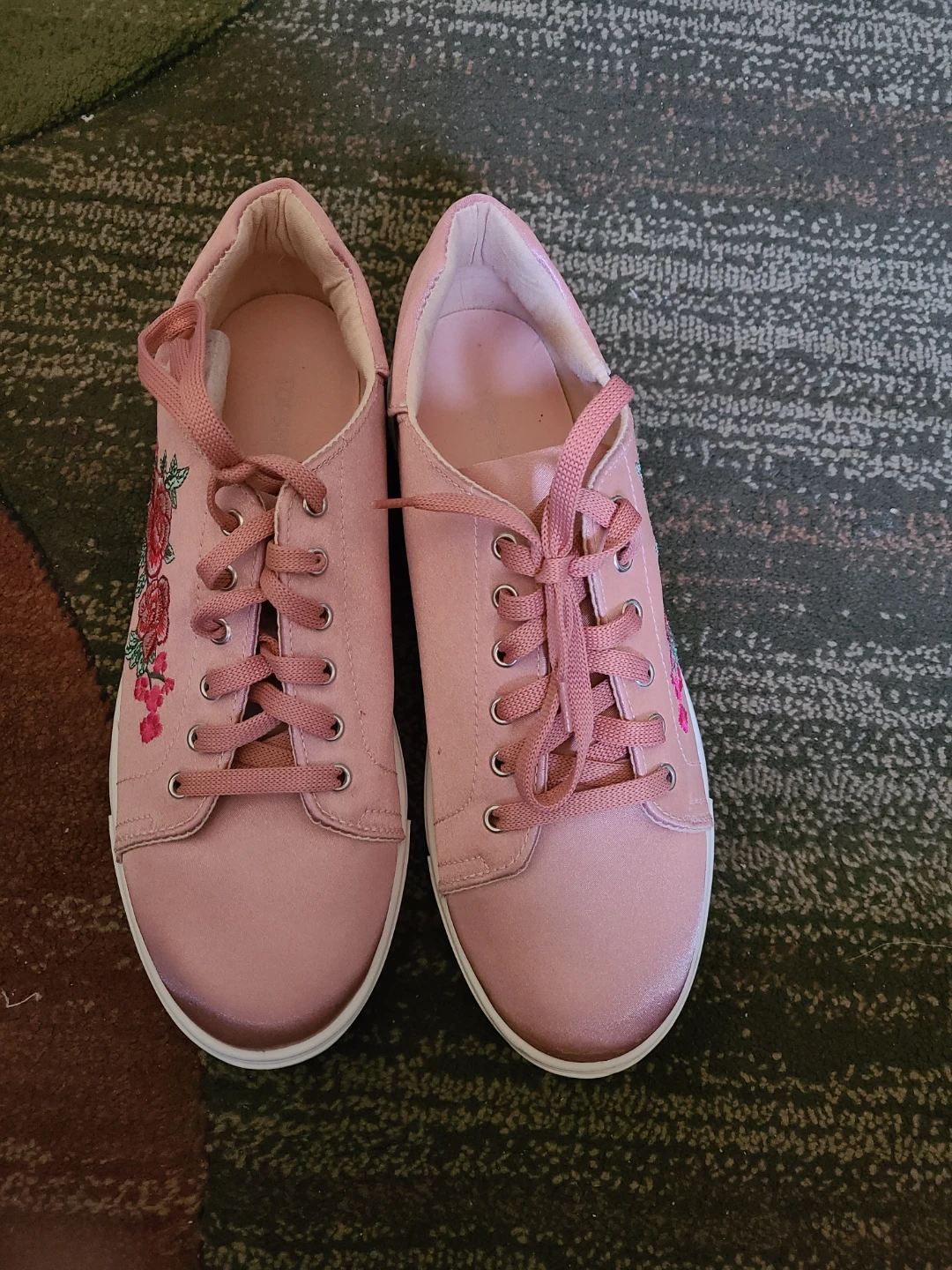 Pink Floral Embroidered Sneakers size 40