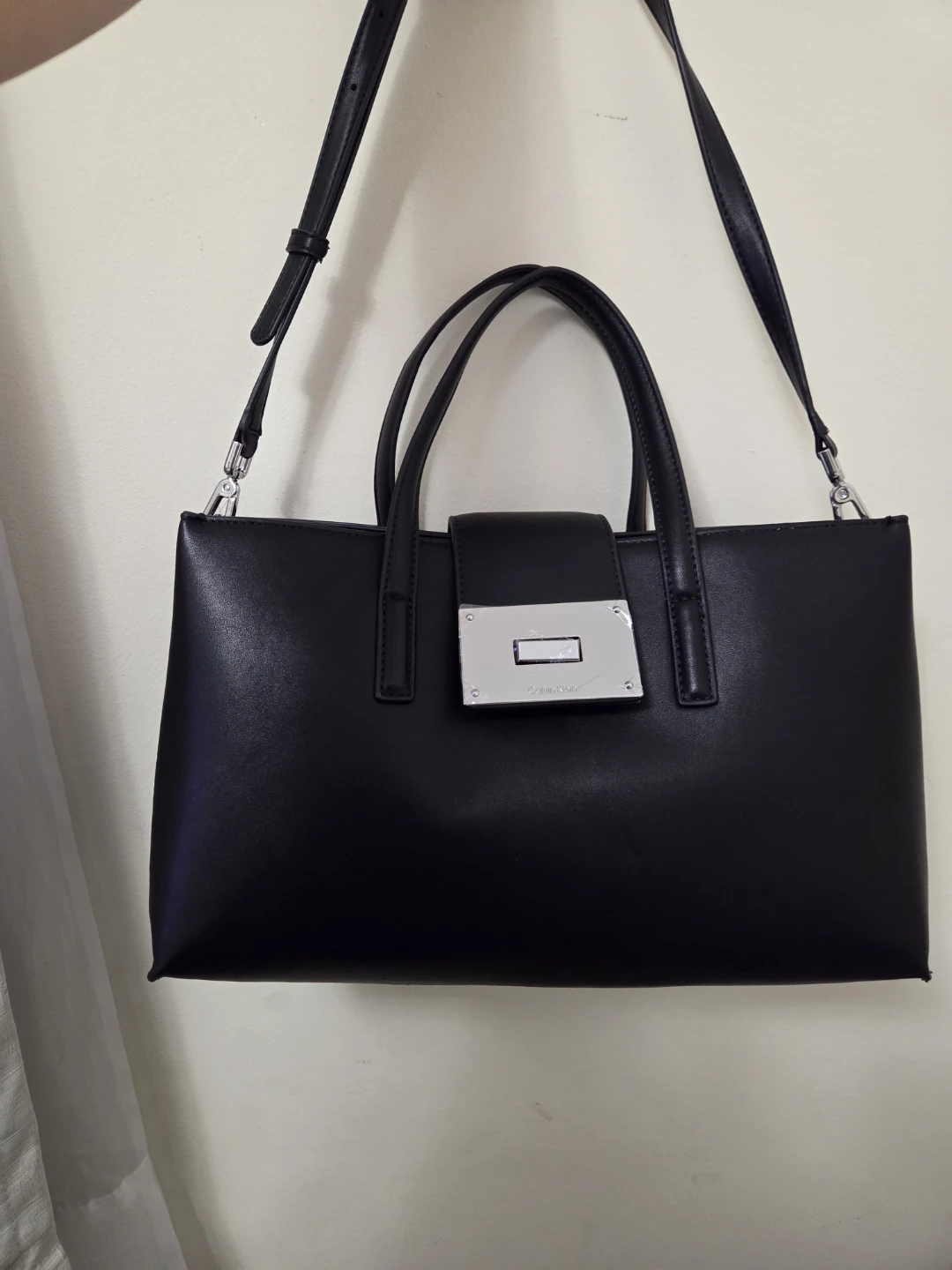 Calvin Klein Black Handbag - photo 2