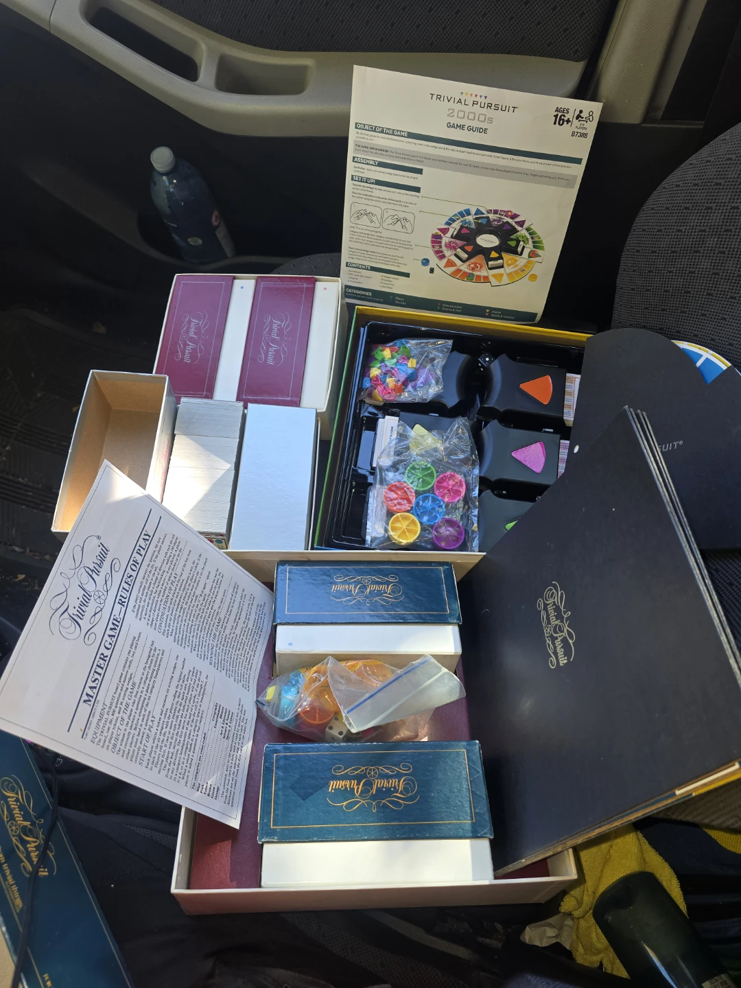 $40 for all 4 Trivial Pursuits  editions - photo 2