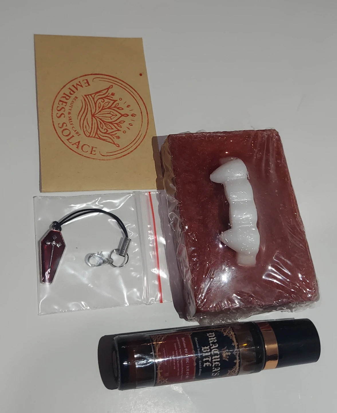 Dracula's Bite Halloween gift set - photo 2