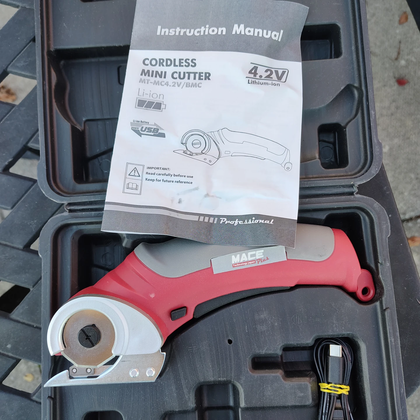 Cordless Mini Cutter 4.2V