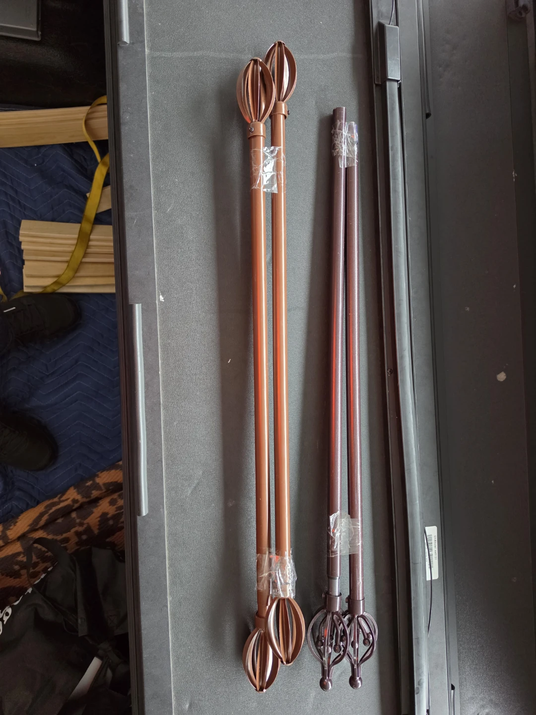 Set of Two Adjustable Curtain Rods