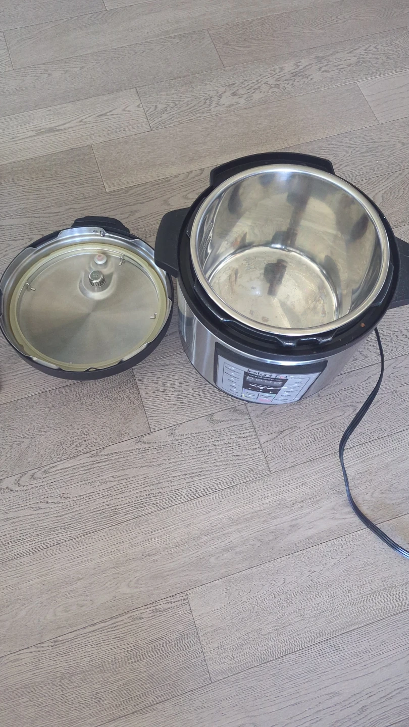 Instant Pot IP-LUX Pressure Cooker - photo 2