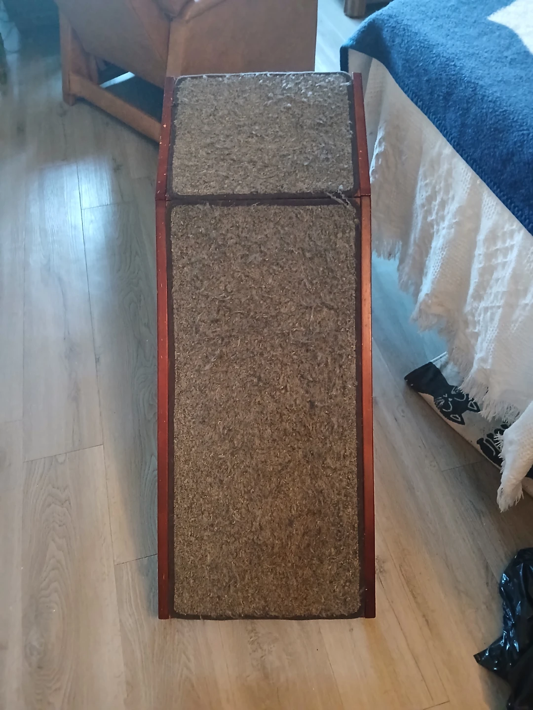 Adjustable Pet Ramp - photo 2