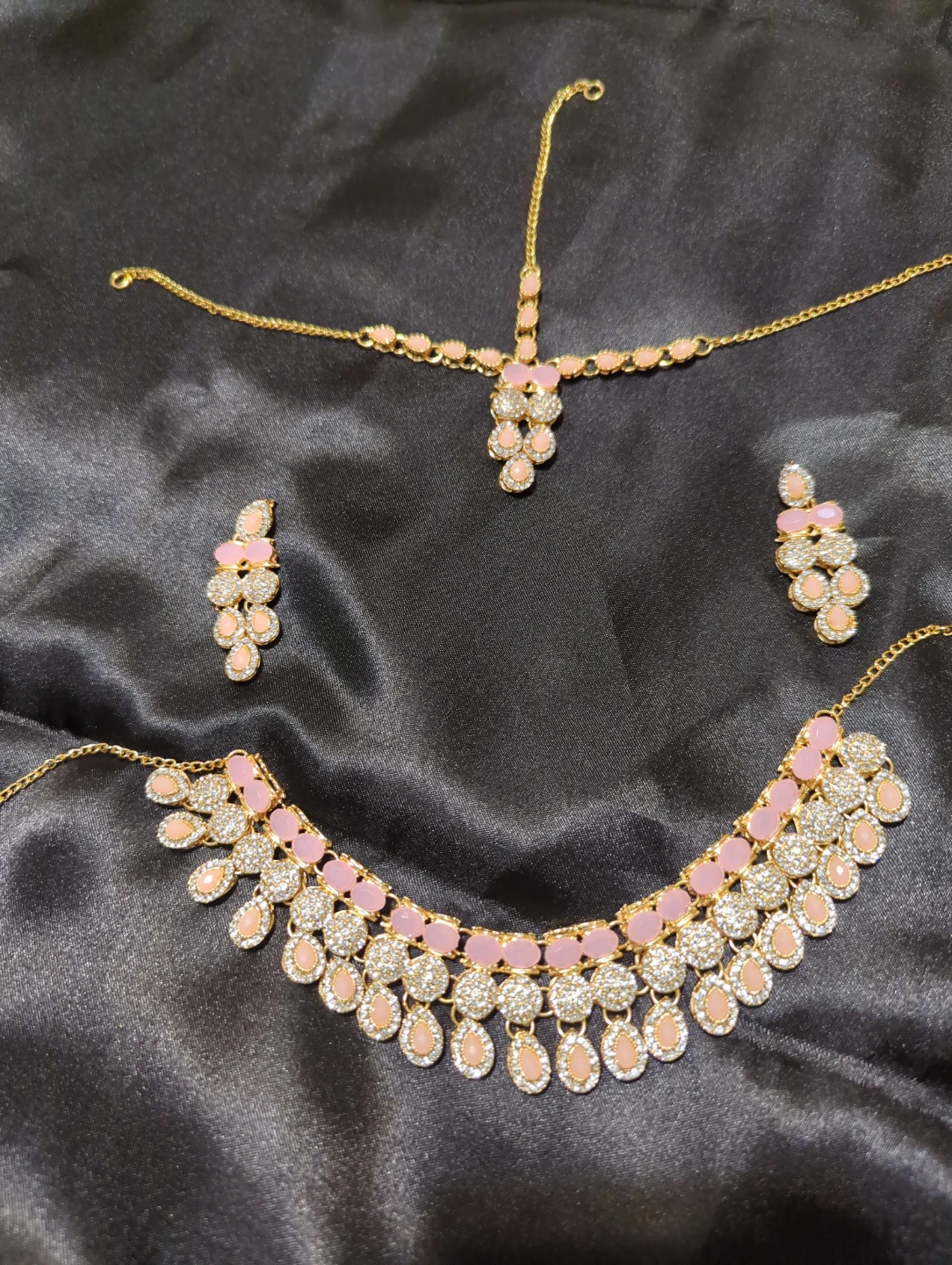 Pink and Gold Tone Jewelry Set - photo 3