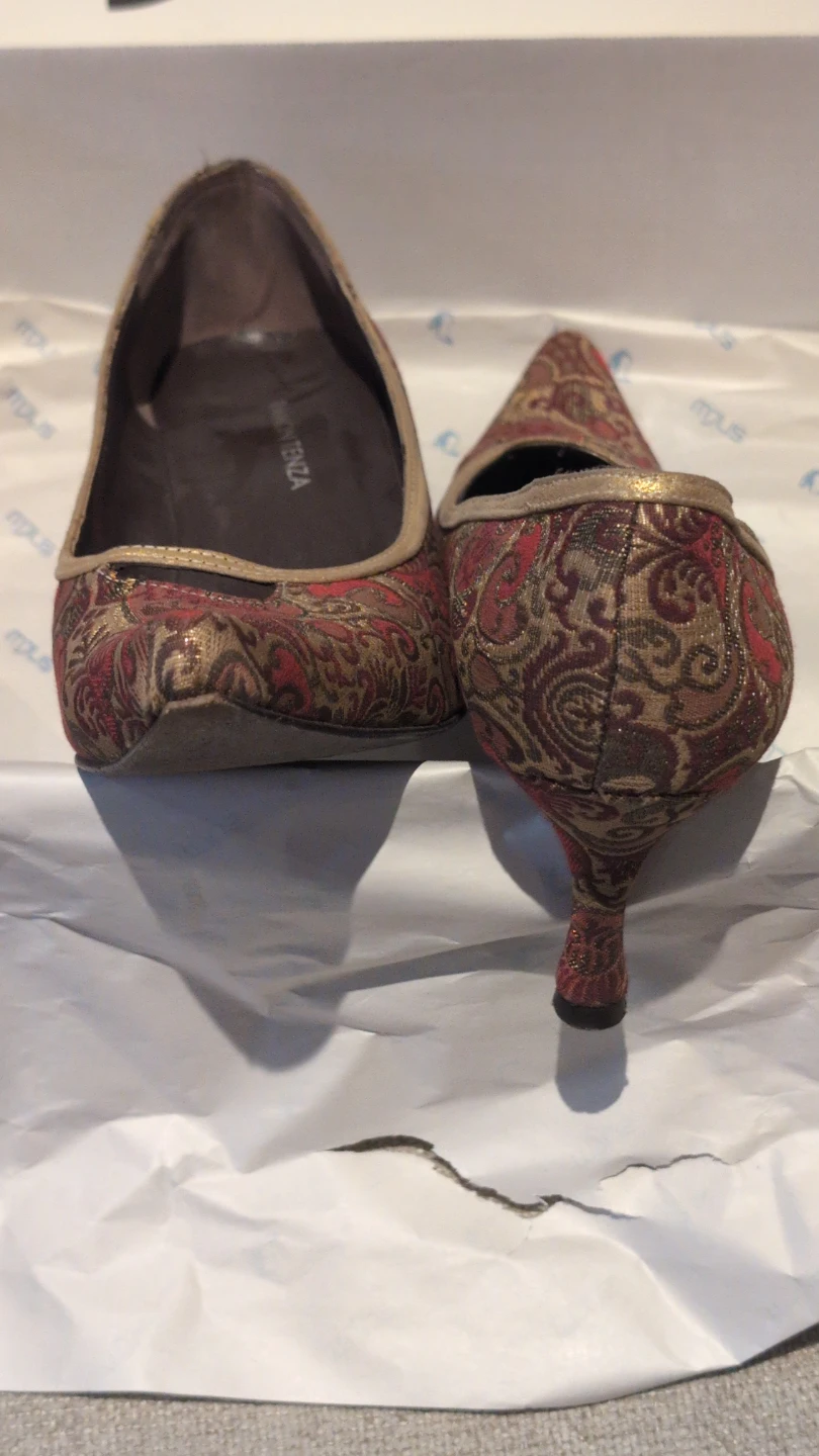 Ramon Tenza Paisley Pattern Kitten Heel Pumps - photo 5