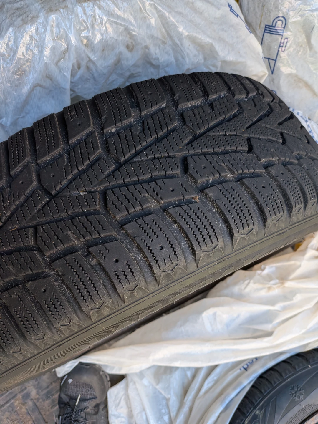 Winter tires with rims - photo 4