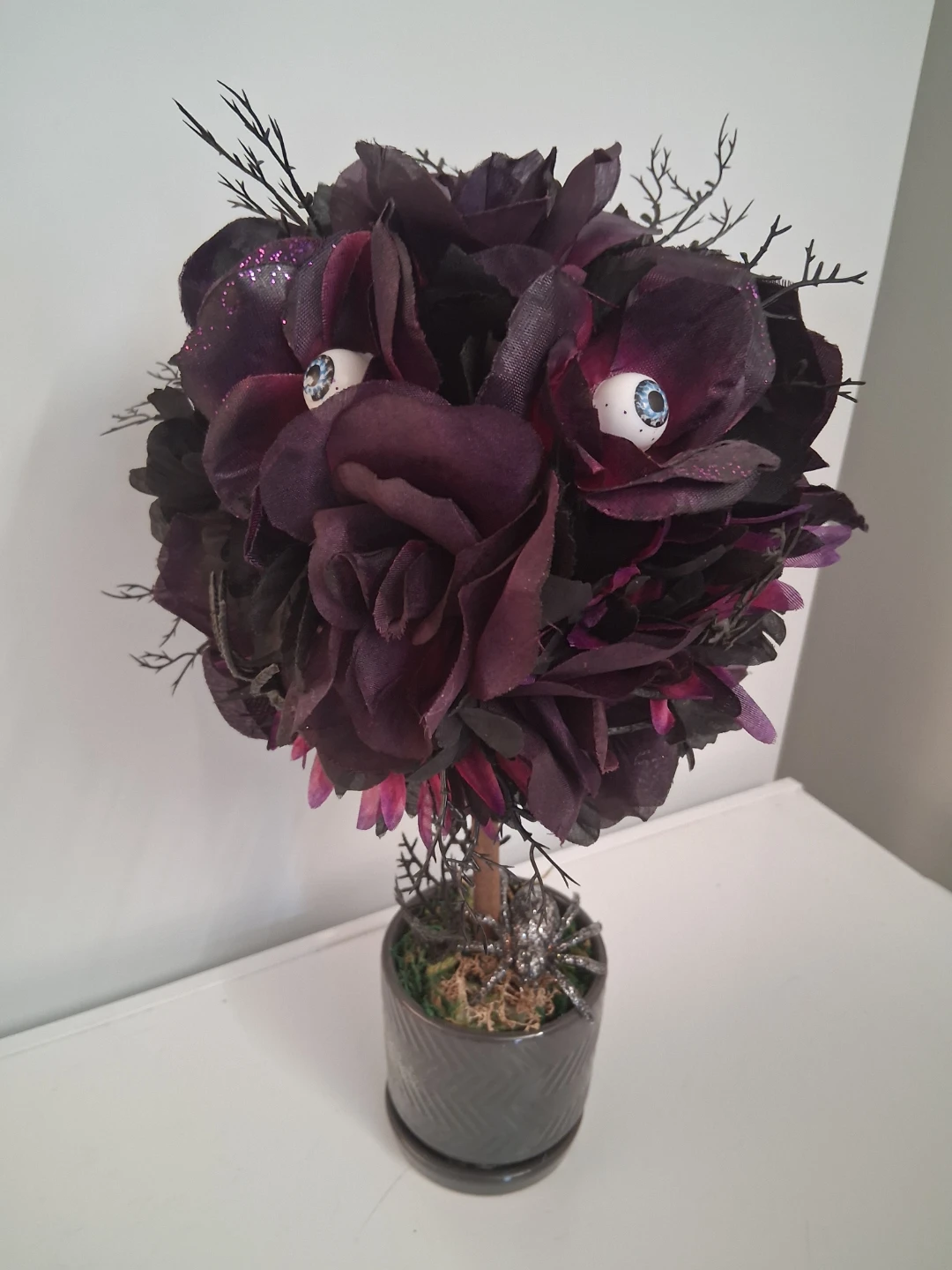 Halloween Floral Spooky Topiary Decoration