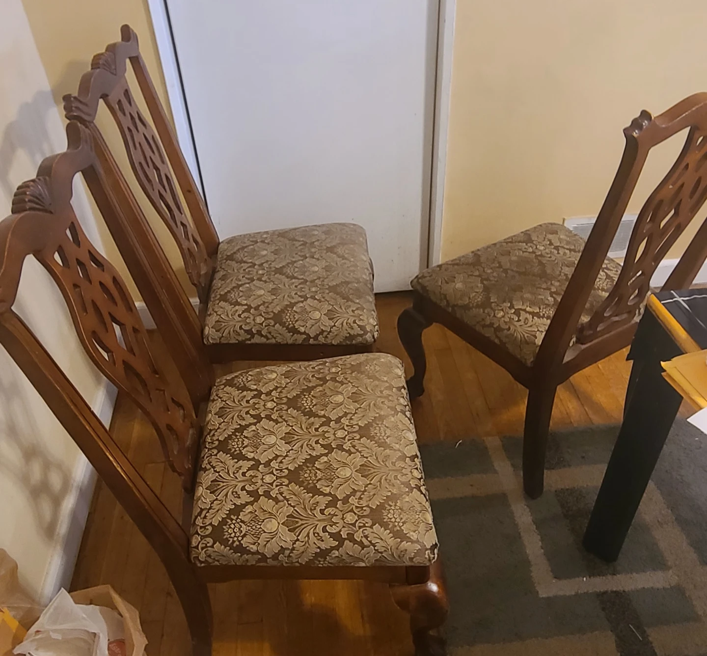 Set of 3 Chippendale Style Wooden Dining Chairs - photo 2