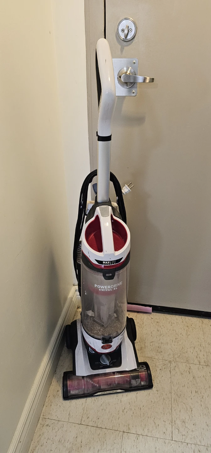 Hoover PowerDrive Swivel XL Upright Vacuum