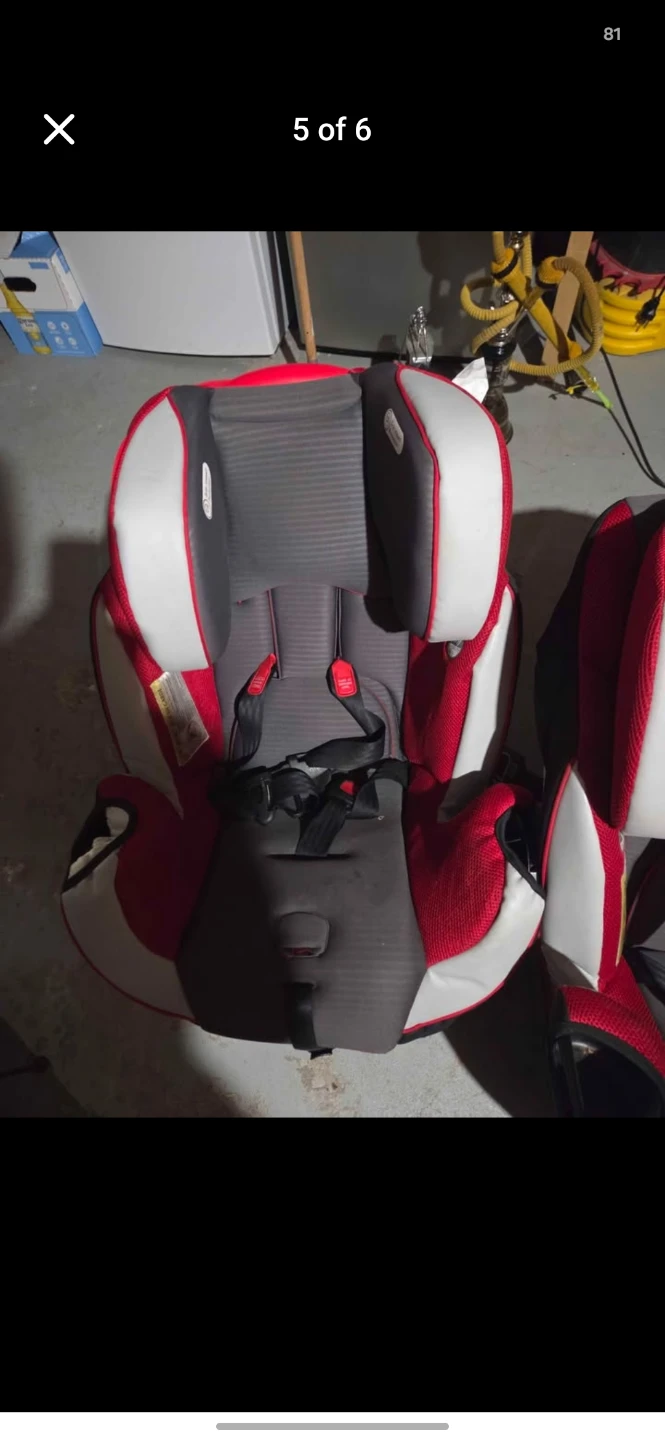 Evenflo carseats - photo 2
