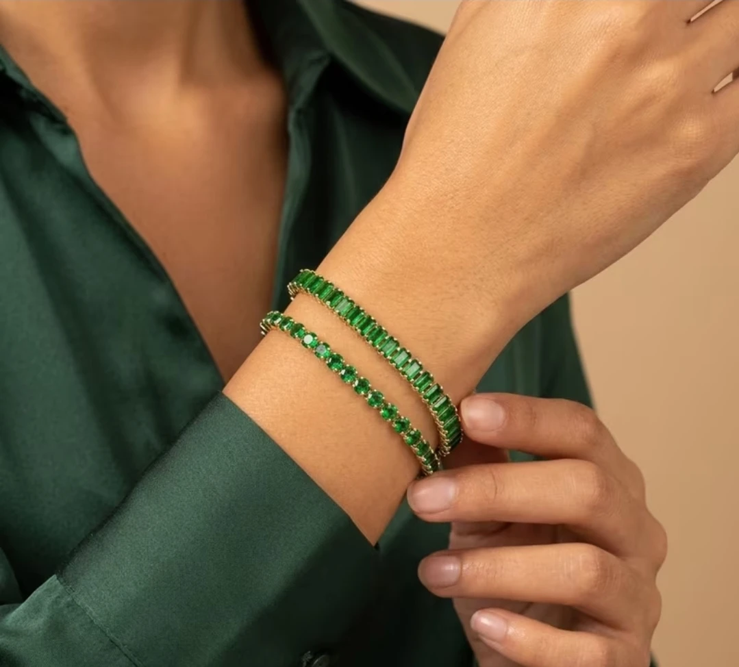 Jewellery Set: Two Bracelets, Earrings, and Leaf Ring - photo 5