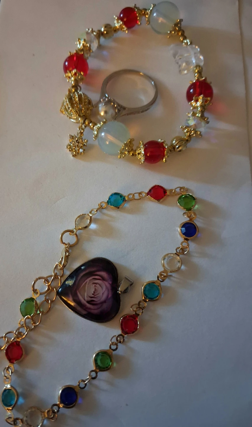 Jewellery Bundle: Bracelets, Ring and Heart Pendant - photo 5