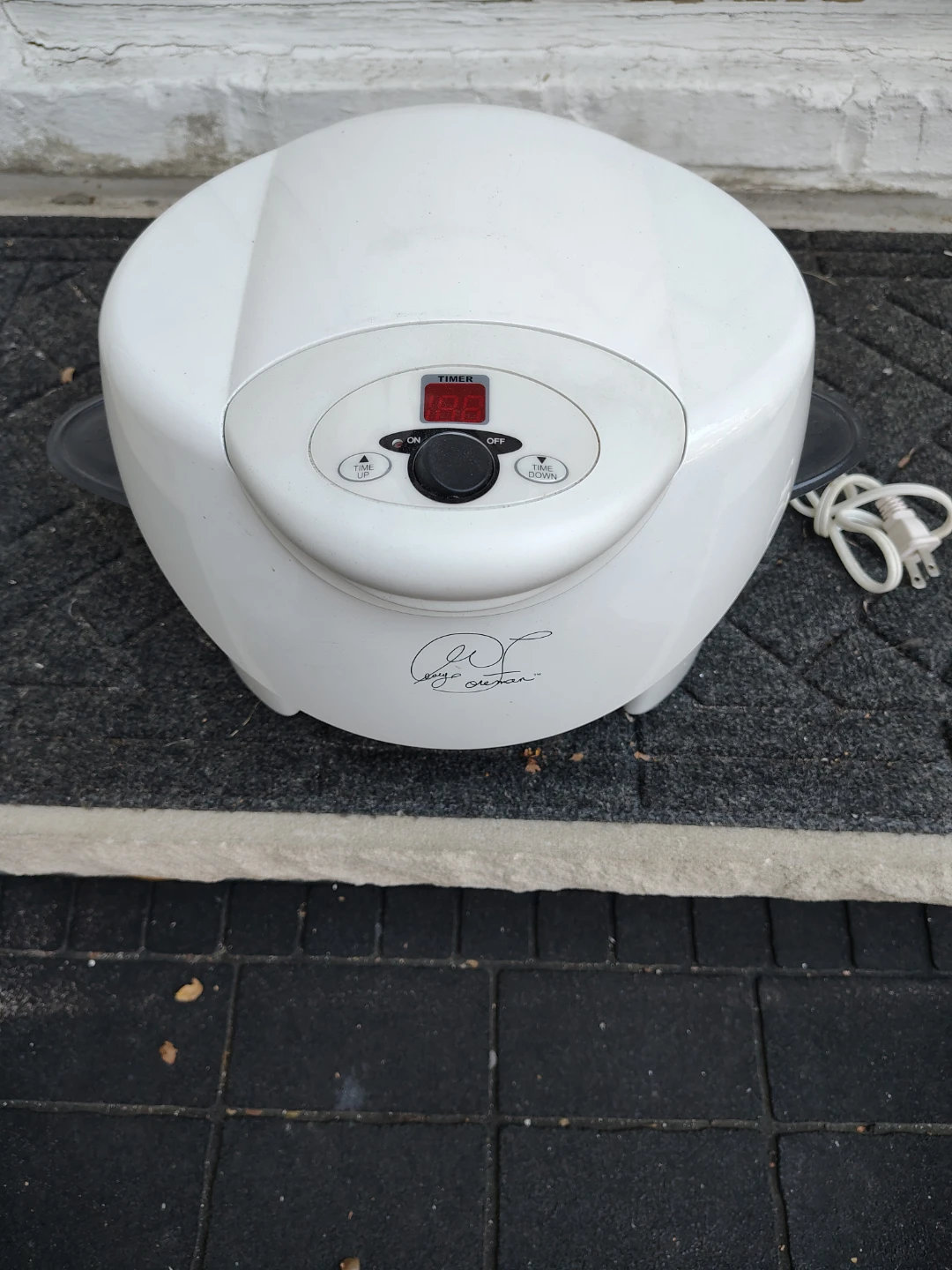 Electric roaster