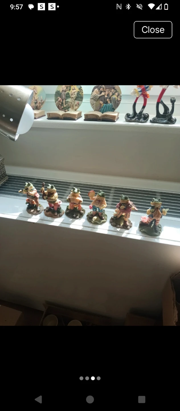 Set of 6 Musical Frog Figurines