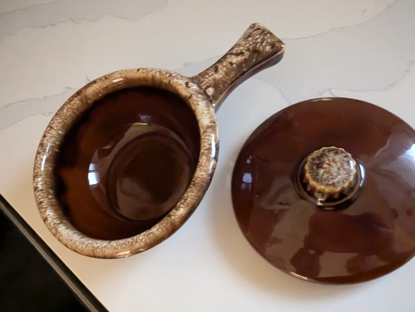 Hull Oven Proof Pottery Handled Dish - photo 4