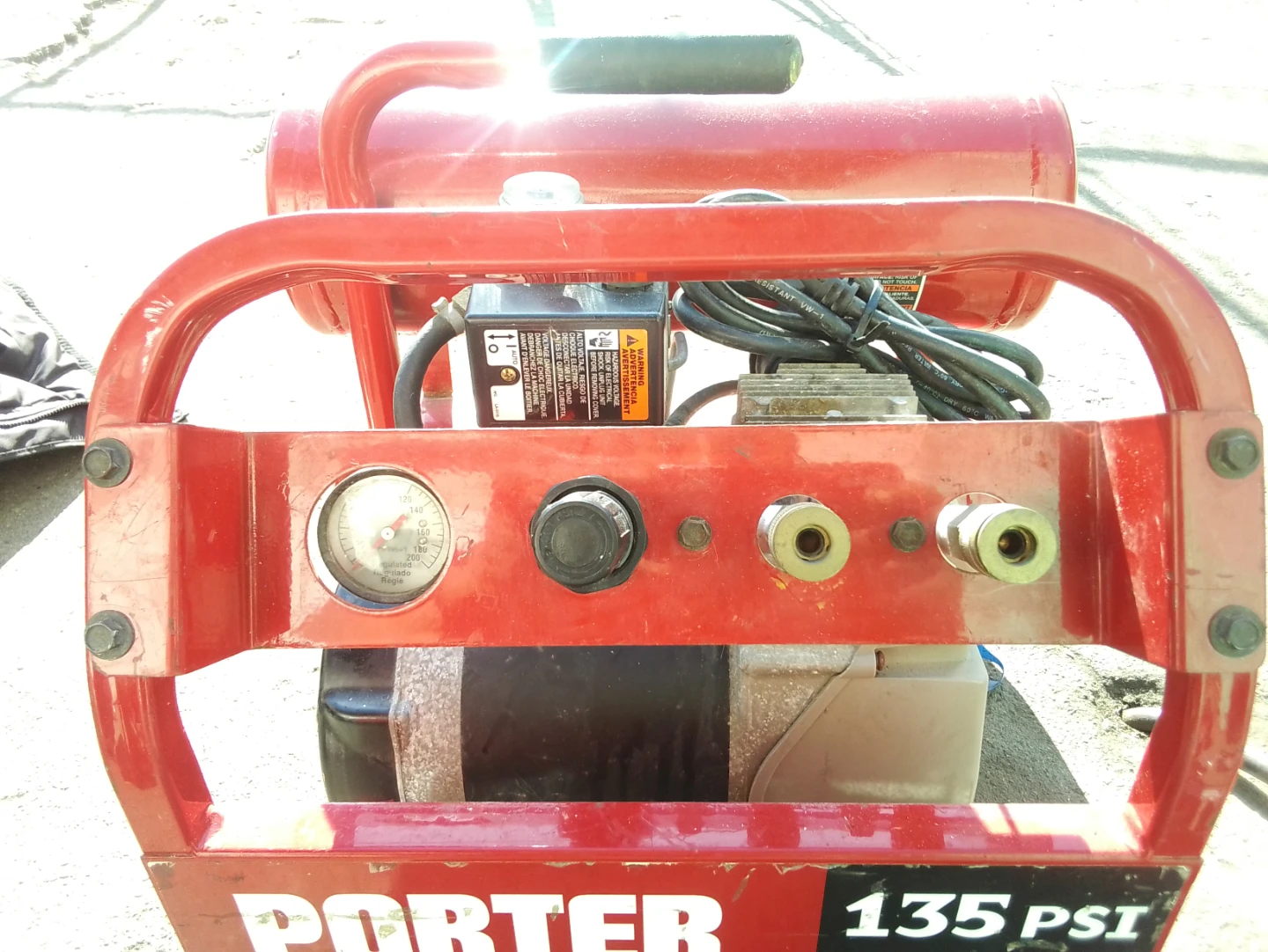 Porter-Cable 4 Gallon Air Compressor - photo 3