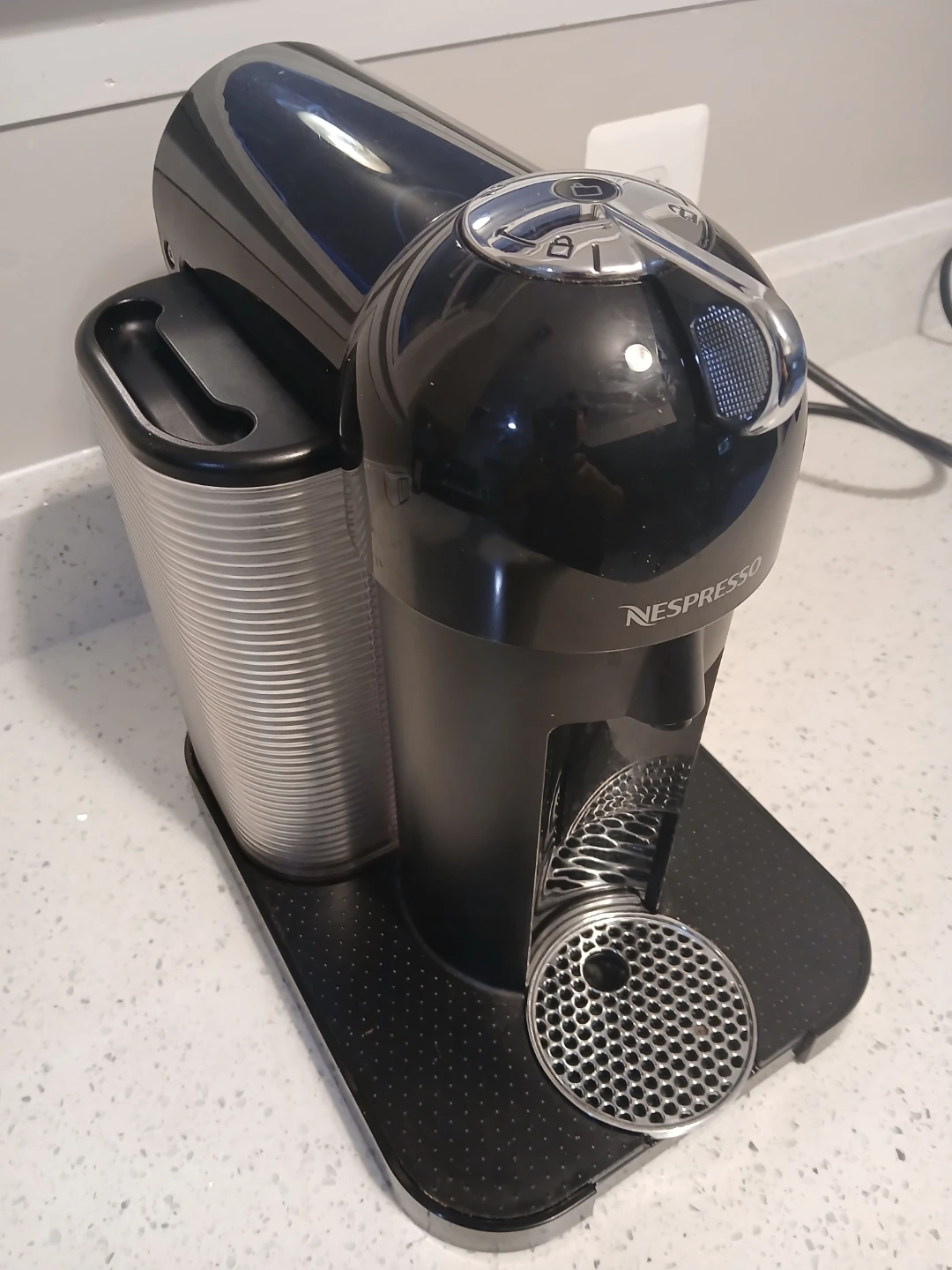 Nespresso Vertuo Coffee and Espresso Maker by Breville - photo 3