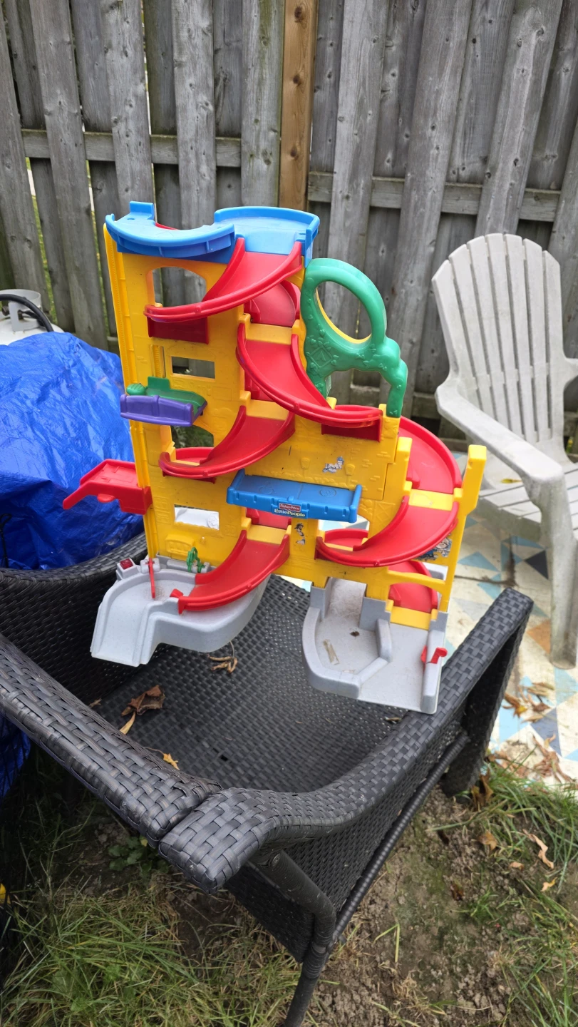 Fisher-Price Little People City Skyway Playset