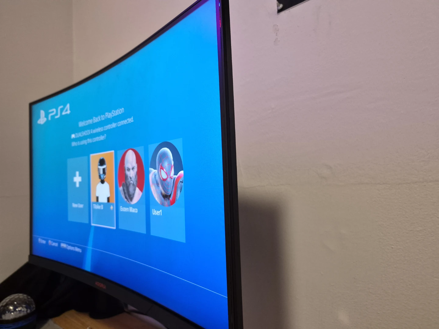 Koorui M24G3F 24-inch Curved Monitor - photo 2