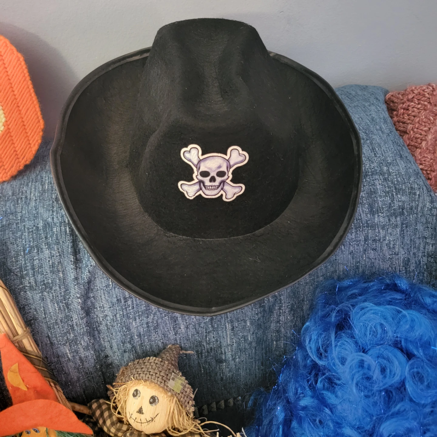 Assorted Halloween Decorations - photo 4