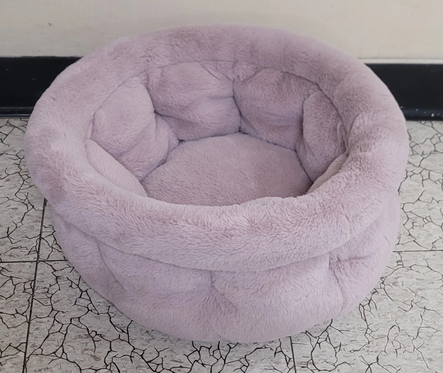 Plush Round Pet Bed