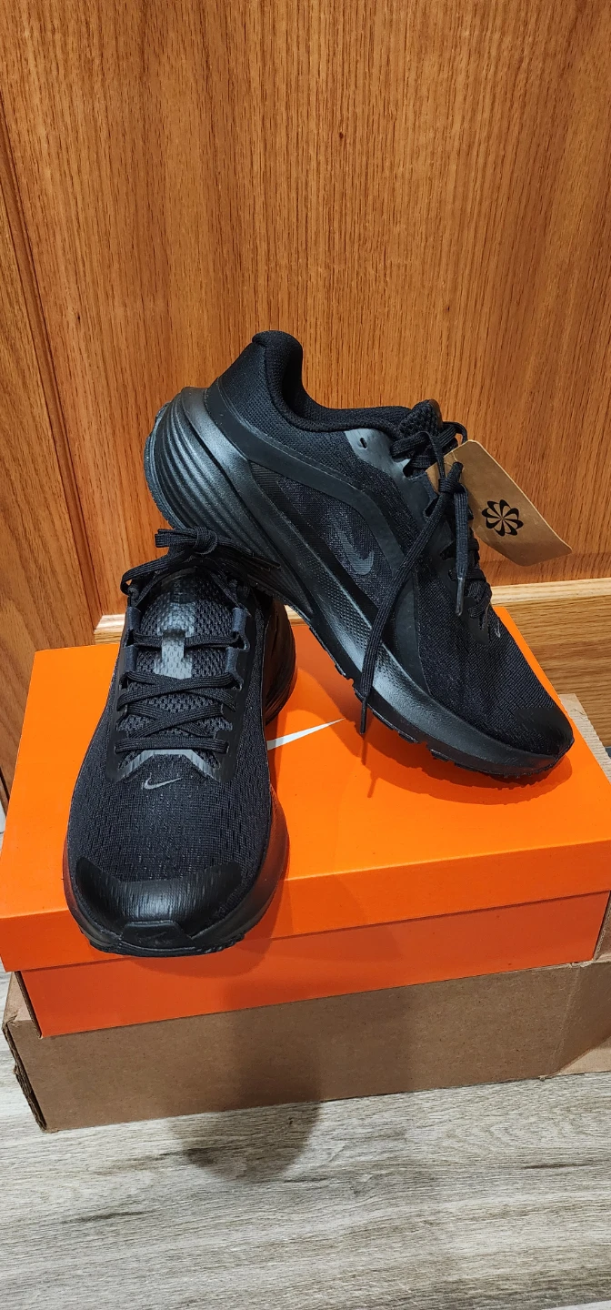 Nike Downshifter 14 Shoes Men's Size 9
