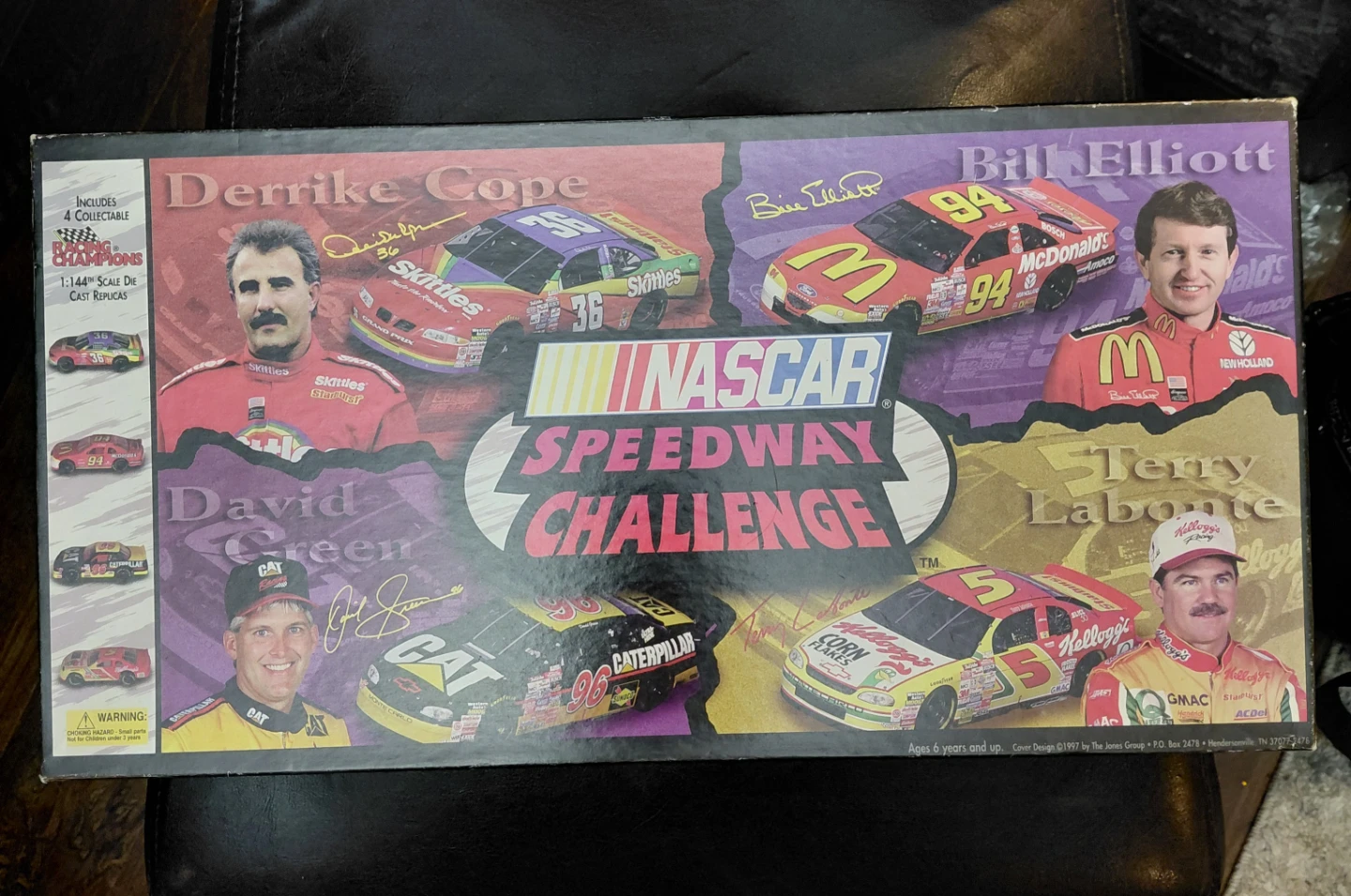 Vintage 1997 NASCAR Speedway Challenge Board Game
