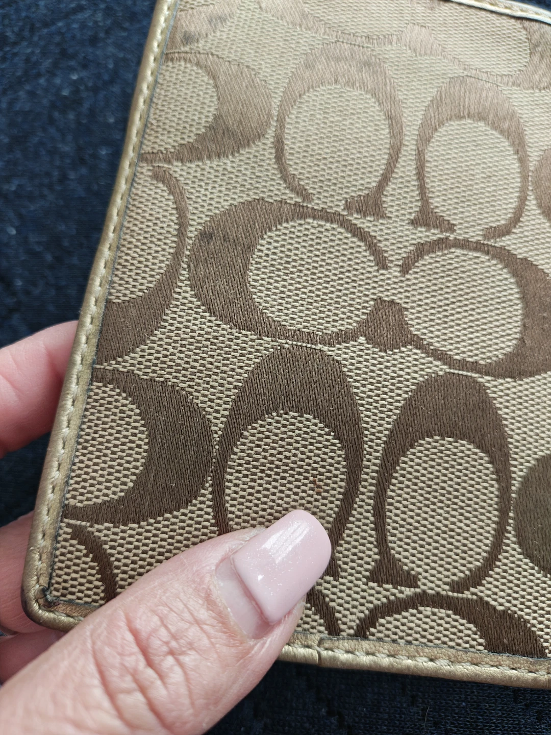 Coach Signature Passport Holder - photo 4