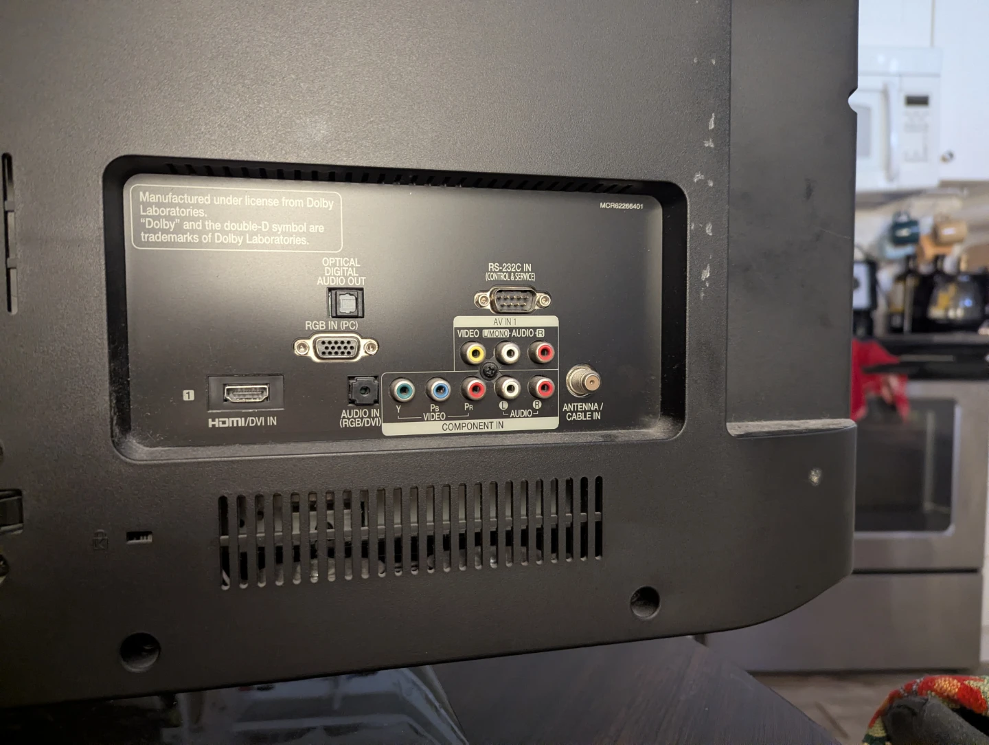 LG 32-inch Television - photo 3