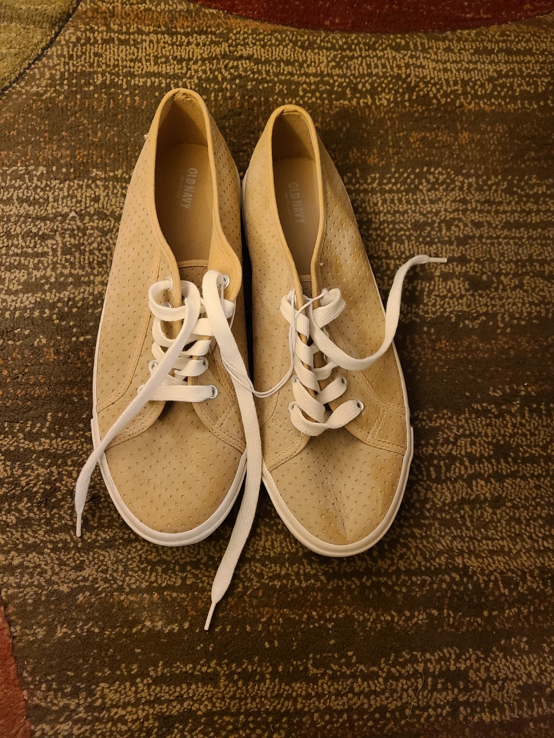Old Navy tan sneakers size 10