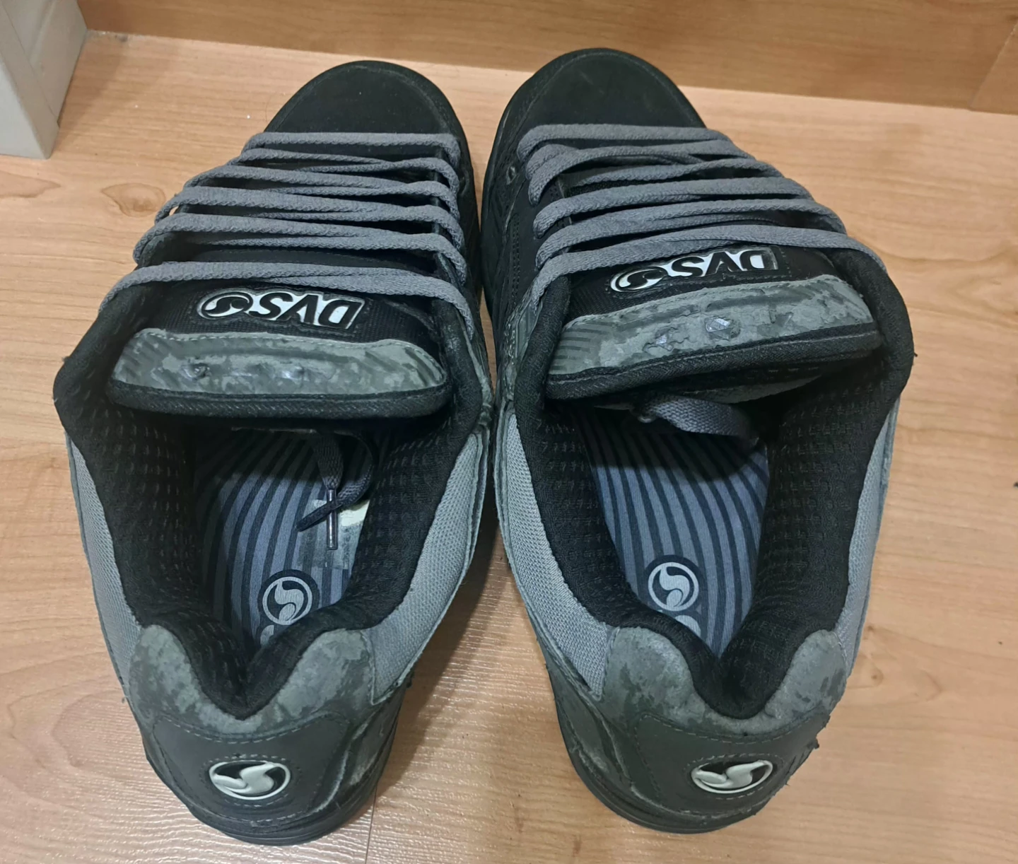 DVS Squadron Skate Shoes Men's Size 10.5 - photo 4