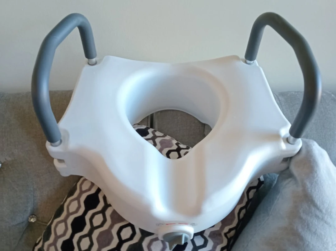 Raised Toilet Seat with Handles