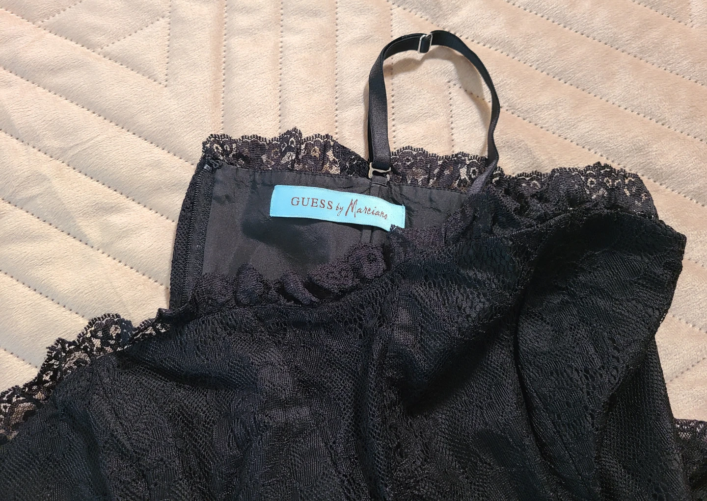 GUESS by Marciano black lace dress - photo 4