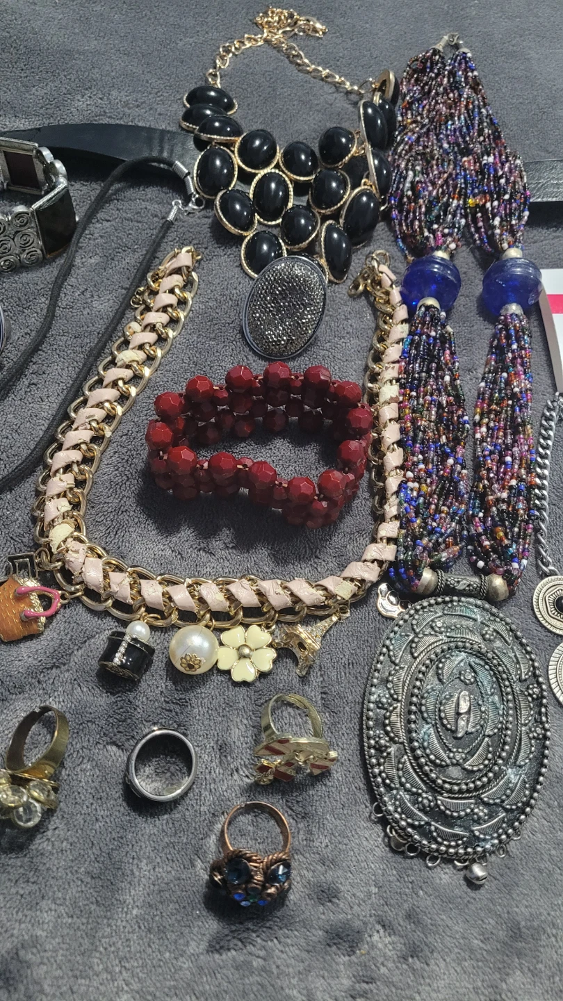 COSTUME JEWELRY GREAT FOR HALLOWEEN!! - photo 4