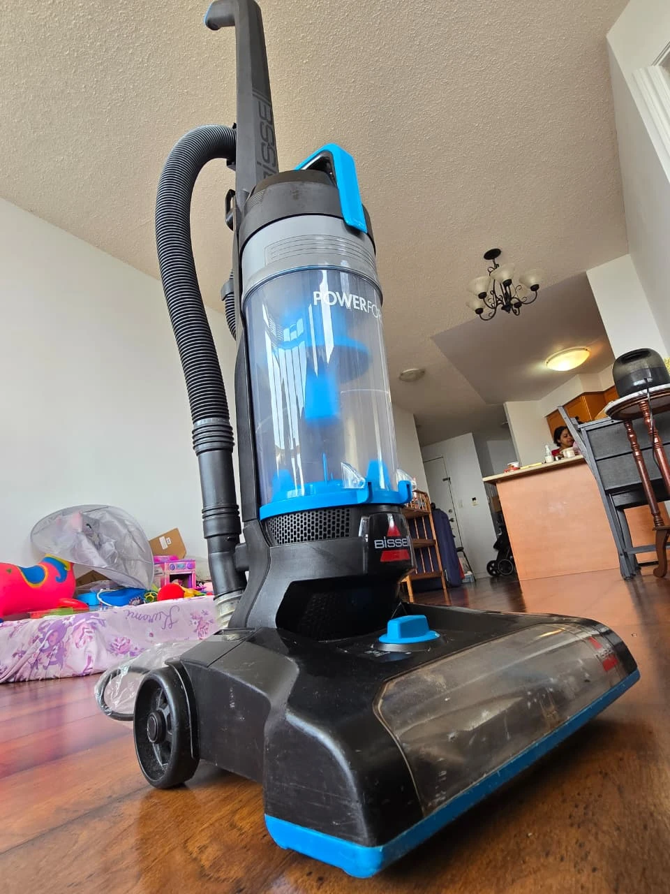 Bissell PowerForce Bagless Upright Vacuum - photo 4