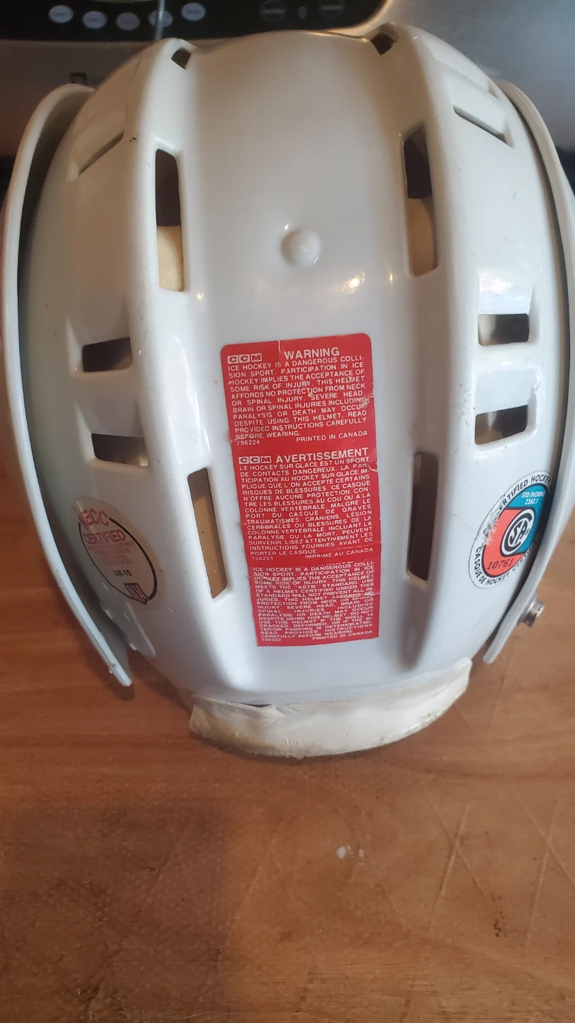 CCM White Hockey Helmet - photo 4